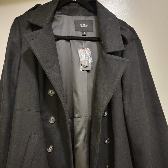 Womens plus Torrid Black button peacoat - Picture 1 of 3